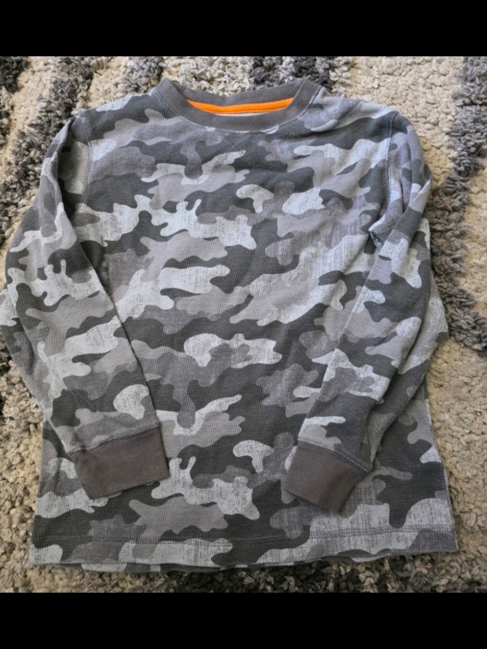 Kids Gray Camo Long-Sleeve Tee